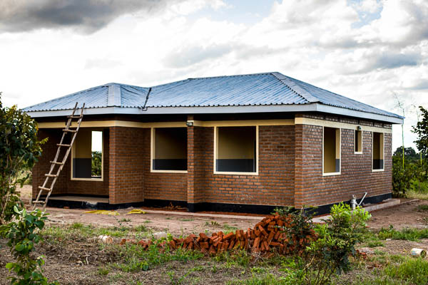 Image shows Kuwala Campus Teacher's house under construction